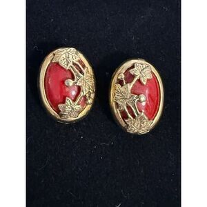 1928 Brand Coral Red Cabochon Gold Tone Oval Clip On Earrings 1.25"